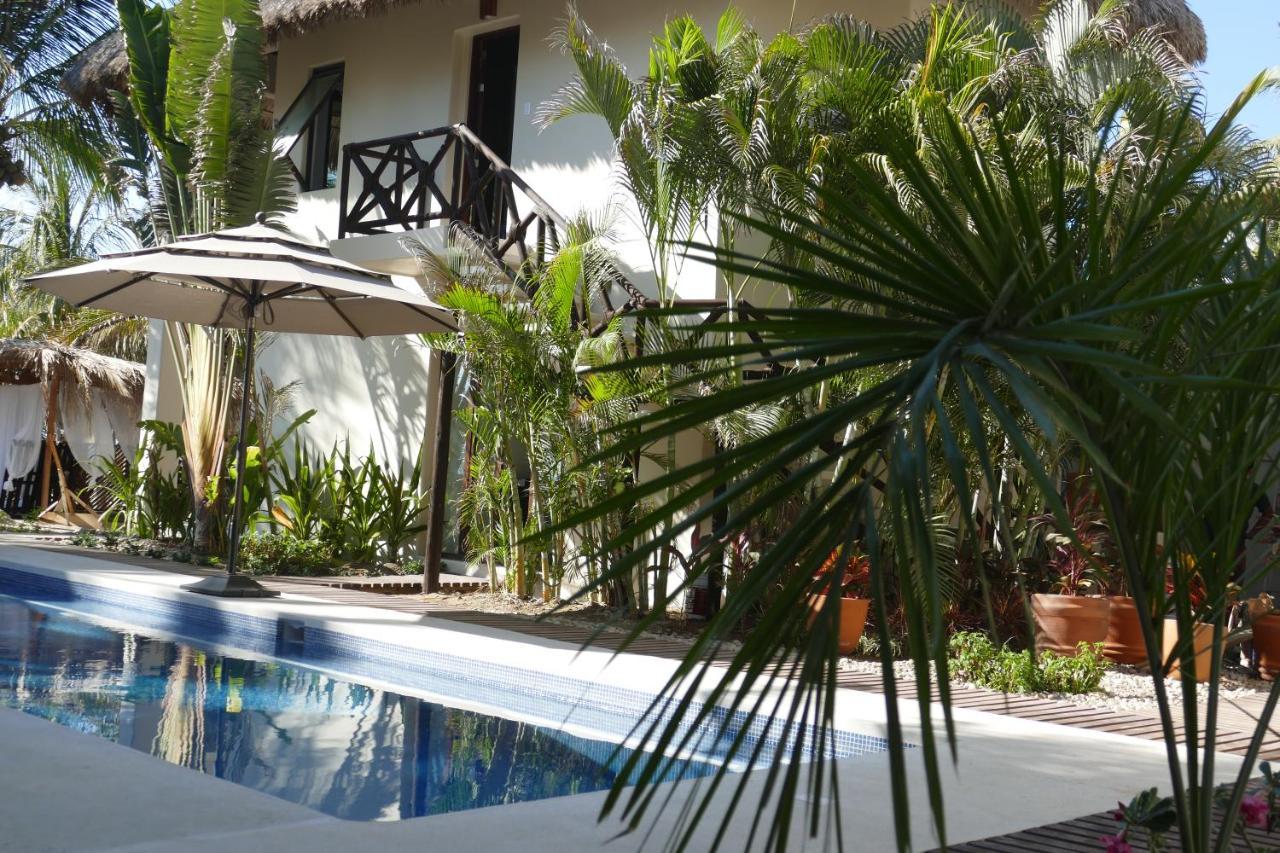 Готель Casa Kuaa Brisas de Zicatela Екстер'єр фото